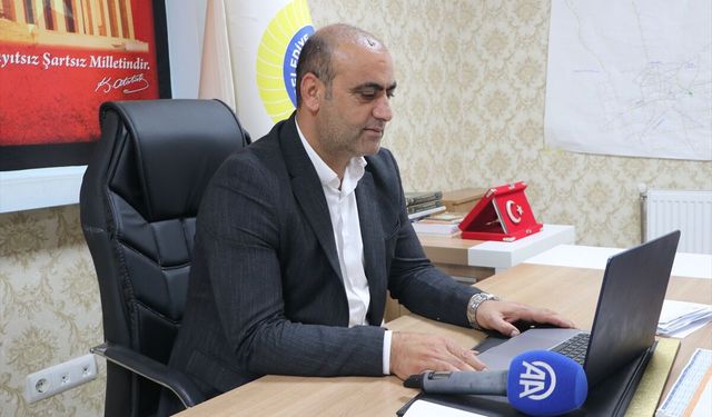 Polateli Belediye Başkanı Koyuncu, AA'nın 'Yılın Kareleri' oylamasına katıldı