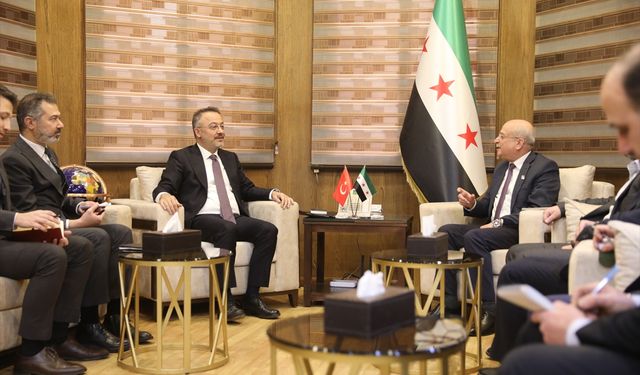 Şam Büyükelçisi Yılmaz, Suriye Ulaştırma Bakanı Bedir ile görüştü