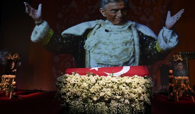 Sanatçı Haldun Dormen son yolculuğuna uğurlandı