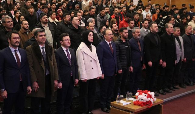 Siirt'te 'İki Kitap Bir Gönül Projesi' tanıtıldı