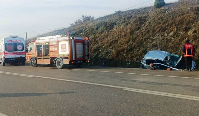 Sinop'ta otomobilin devrildiği kazada 5 kişi yaralandı