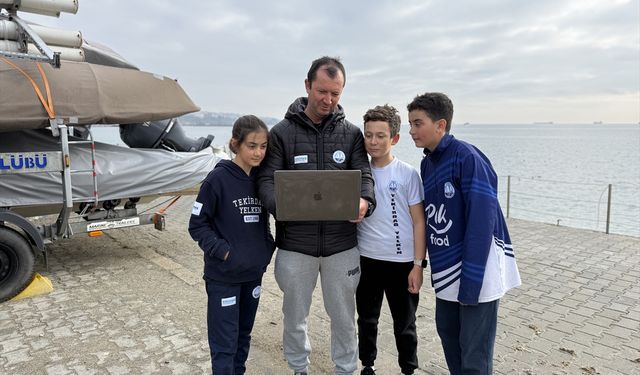 Tekirdağ'da yelkenciler, AA'nın 'Yılın Kareleri' oylamasına katıldı