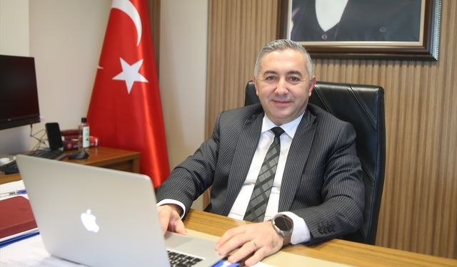 Trakya Gümrük ve Dış Ticaret Bölge Müdürü Topçu, AA'nın 'Yılın Kareleri' oylamasına katıldı