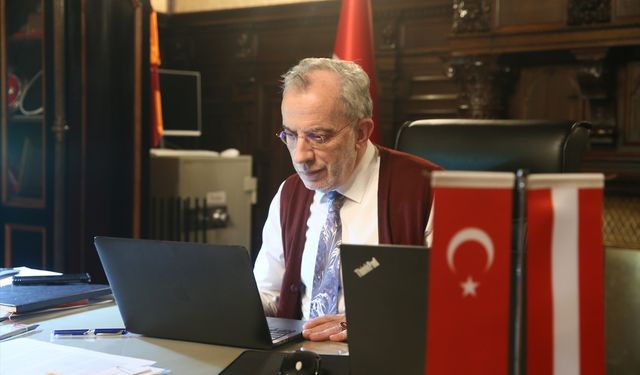 Türkiye'nin Viyana Büyükelçisi Dönmez, AA'nın 'Yılın Kareleri' oylamasına katıldı