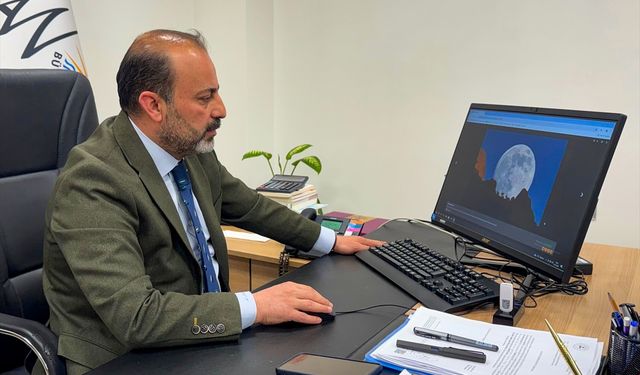 Van İl Kültür ve Turizm Müdürü Şahin, AA'nın 'Yılın Kareleri' oylamasına katıldı