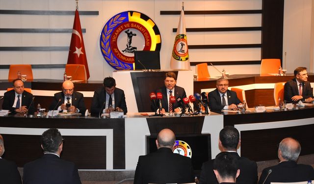 Adalet Bakanı Tunç, Afyonkarahisar'da İş Dünyası Buluşmaları Programı'nda konuştu: