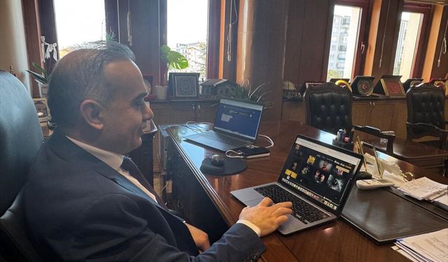 Afyonkarahisar Cumhuriyet Başsavcısı Patlak, AA'nın 'Yılın Kareleri' oylamasına katıldı