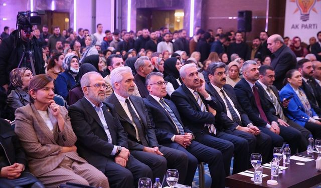AK Parti Grup Başkanı Güler Diyarbakır'da Genişletilmiş İl Danışma Meclisi Toplantısı'nda konuştu: