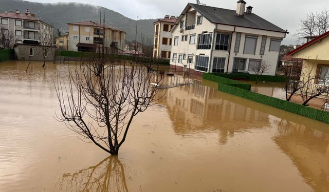 Antalya'nın Akseki ilçesinde sağanak etkili oldu
