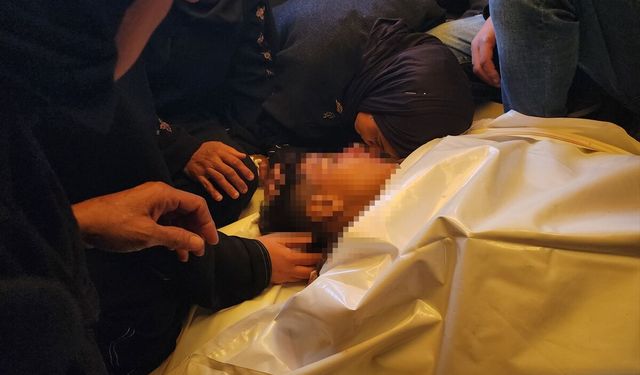 Ateşkesi ihlal eden İsrail'in ramazana başlayan Gazze'de düzenlediği saldırıda 1 kişi hayatını kaybetti