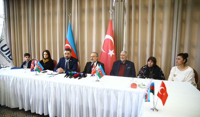 Azerbaycan'da, FETÖ'nün darbe girişimi anlatıldı