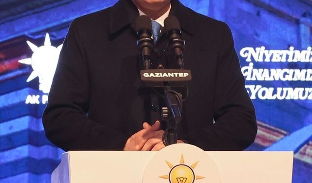 Bakan Kurum, Nurdağı'nda 'İlk evim, ilk iftarım' programında konuştu: