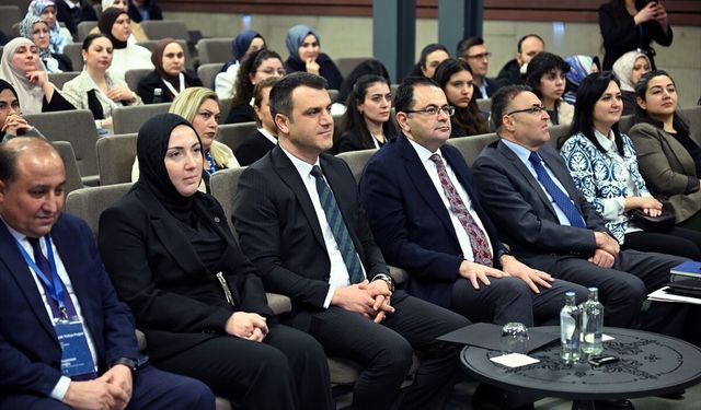Belçika'da 'Büyük Türkçe Projesi Hizmet İçi Eğitim Programı' düzenlendi