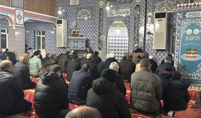 Berat Kandili Konya ve çevre illerde dualarla idrak edildi