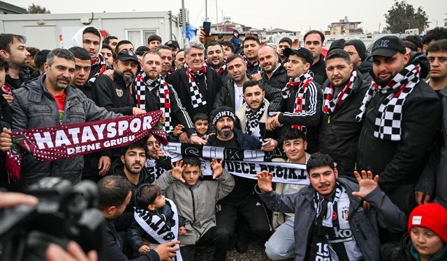 Beşiktaş Kulübü Başkanı Adalı, Hatay'da depremzedelerle bir araya geldi