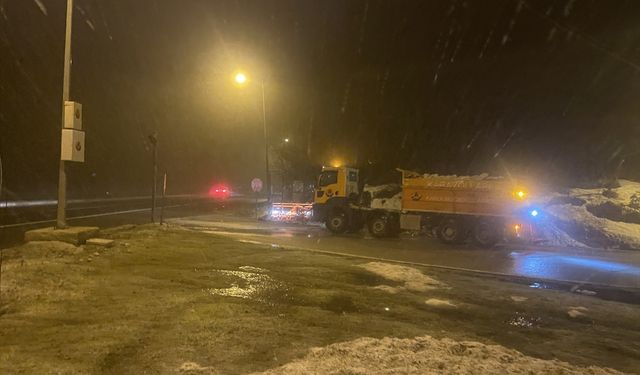 Bolu Dağı'nda kar yağışı başladı