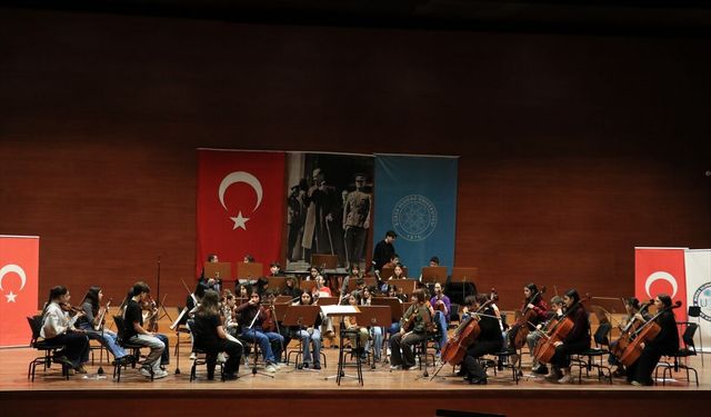 'Bursa Çocuk Senfoni Orkestrası' ilk provasını yaptı