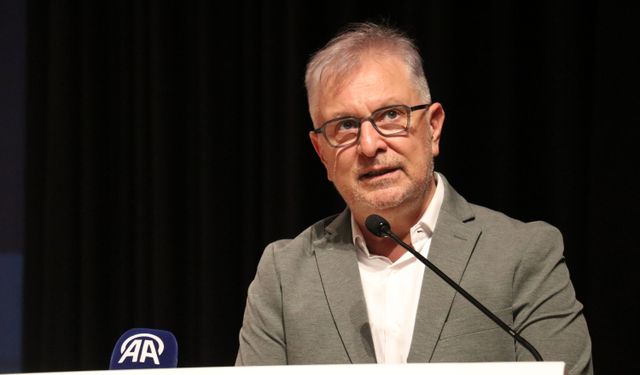 'Cevdet Kudret Edebiyat Ödülü' yazar Yekta Kopan'a verildi