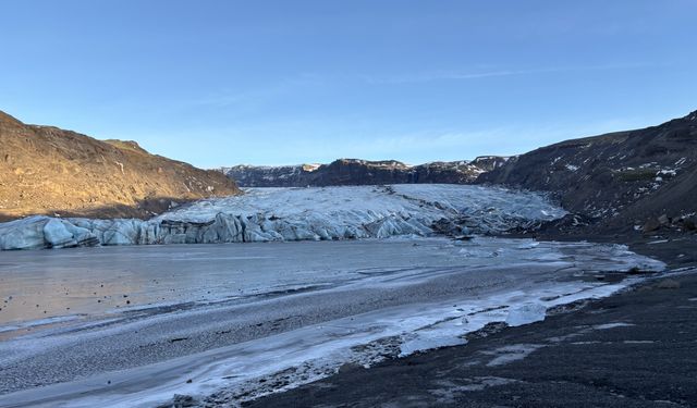 ÇOMÜ'lü bilim insanı Ebru Caymaz kutuplardaki değişimi anlattı: