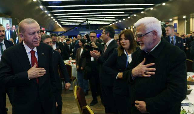 Cumhurbaşkanı Erdoğan çiftçilerle iftar programında bir araya geldi: (1)