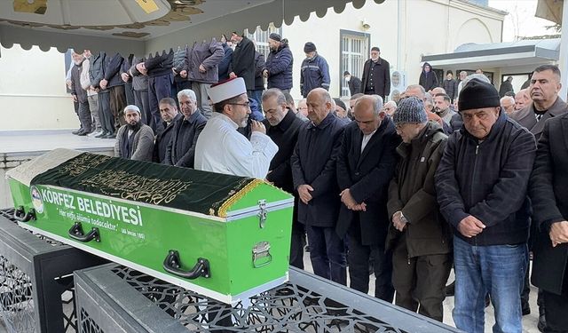 Cumhurbaşkanlığı Güvenlik ve Dış Politikalar Kurulu Üyesi Işık'ın kuzeni son yolculuğuna uğurlandı