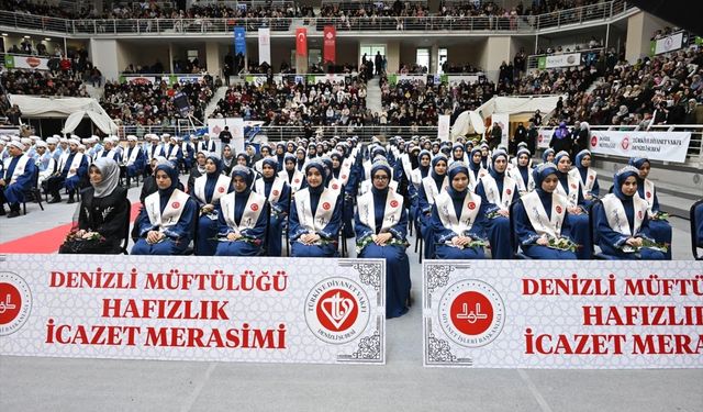 Denizli'de 168 hafız için icazet töreni düzenlendi