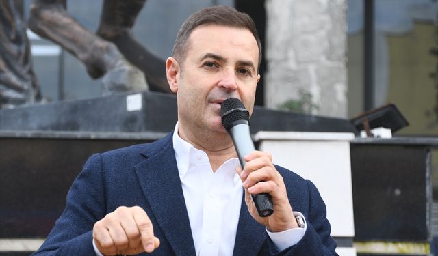 Depremlerden etkilenen Sındırgı esnafı için 'seferberlik günü' etkinliği düzenlendi