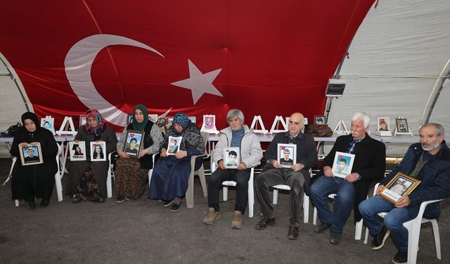 Diyarbakır anneleri evlatlarına kavuşmak istiyor