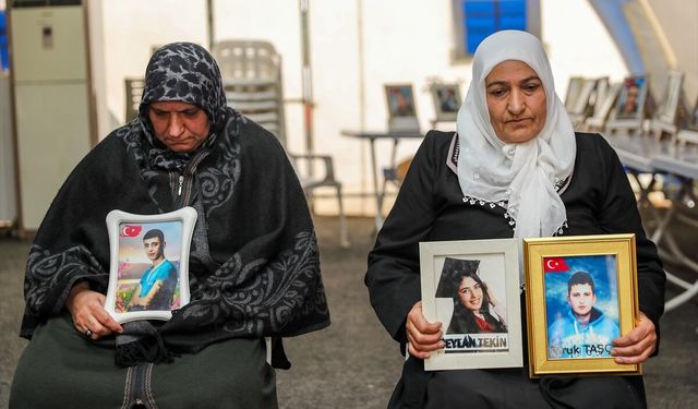 Diyarbakır anneleri ramazanda da evlatları için nöbette