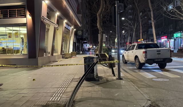 Diyarbakır'da çıkan silahlı kavgada 2 kişi yaralandı