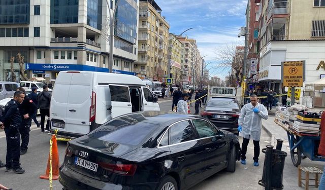 Diyarbakır'da silahlı kavgada 3 kişi yaralandı