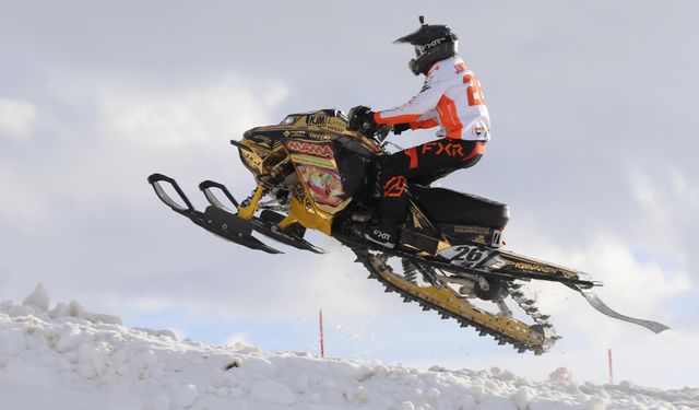Dünya Kar Motosikleti Şampiyonası'nın SNX Türkiye etabı, final yarışlarıyla sona erdi
