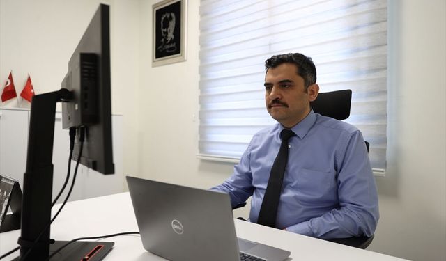 Edirne Telekom Müdürü Gün, AA'nın 'Yılın Kareleri' oylamasına katıldı