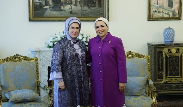 Emine Erdoğan, Mısır Cumhurbaşkanı'nın eşi Entissar Amer ile görüştü