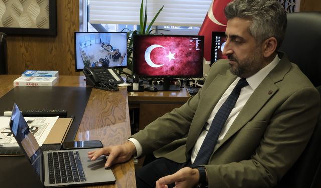 Erol Olçok Eğitim ve Araştırma Hastanesi Başhekimi Gömeç, AA'nın 'Yılın Kareleri' oylamasına katıldı