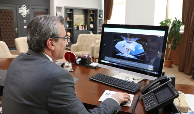 Erzurum Sağlık Müdürü Gürsel Bedir, AA'nın 'Yılın Kareleri' oylamasına katıldı