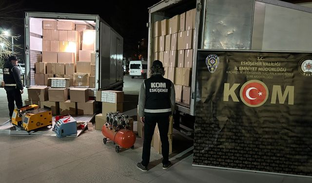 Eskişehir'de 5 milyon 860 bin makaron ele geçirildi