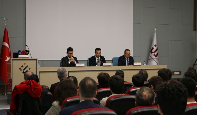 Eskişehir'de 'Siber Suçlar Farkındalık Paneli' düzenlendi