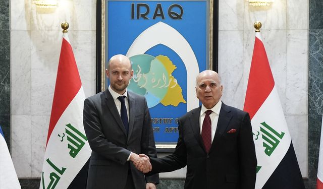 Fransa Dışişleri Bakanı Barrot, Irak'ın istikrarının korunması gerektiğini belirtti