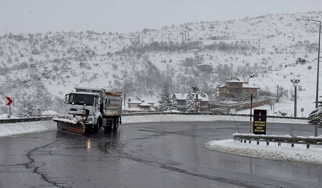 GÜNCELLEME - Kayseri-Malatya ve Kayseri-Kahramanmaraş kara yolları trafiğe açıldı
