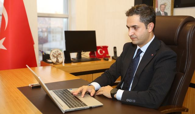 Hatay'da görevli kaymakamlar AA'nın 'Yılın Kareleri' oylamasına katıldı