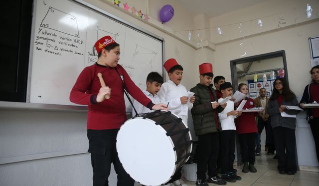 Hatay'da okul koridorları ramazan için süslendi