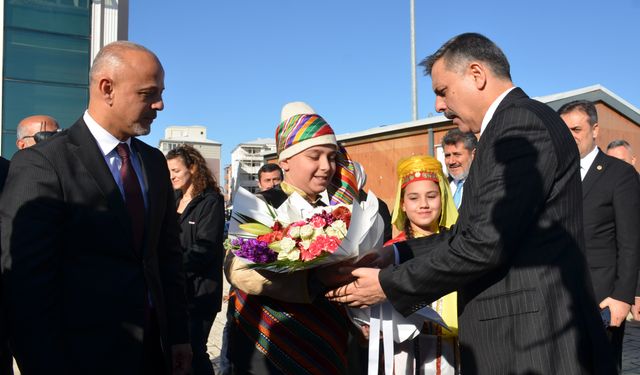 İçişleri Bakanı Çiftçi, Afşin'de temaslarda bulundu