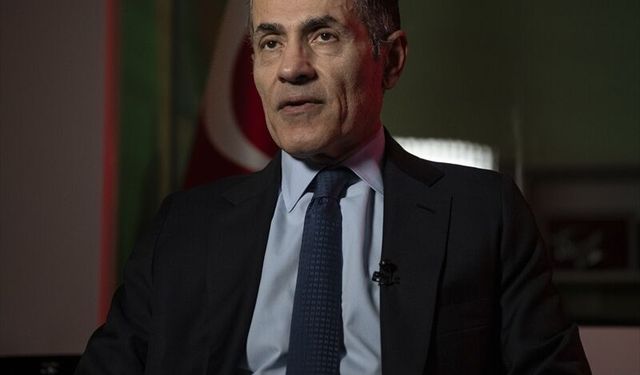 İran asıllı Prof. Nasr'dan 'İran ve ABD, savaş tehdidini diplomasiyi şekillendirmek için kullanıyor' iddiası