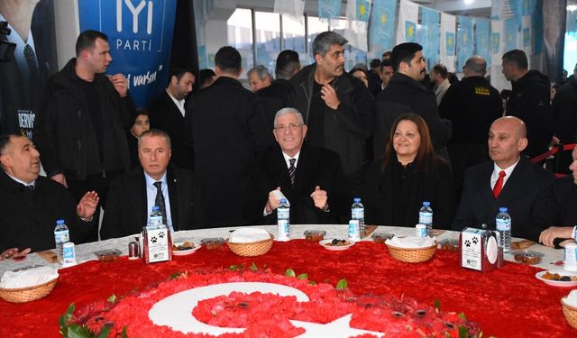 İYİ Parti Genel Başkanı Dervişoğlu, Afyonkarahisar'da iftar programına katıldı: