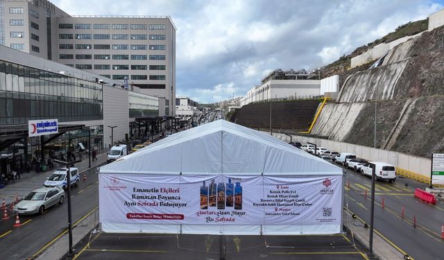 İzmir Vakıflar Bölge Müdürlüğü her gün 2 bin 500 kişiyi iftar sofralarında buluşturacak