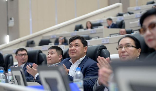 Kırgızistan'da Meclis Başkanı değişti