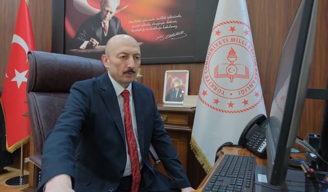 Kırklareli Milli Eğitim Müdürü Altınöz, AA'nın 'Yılın Kareleri' oylamasına katıldı