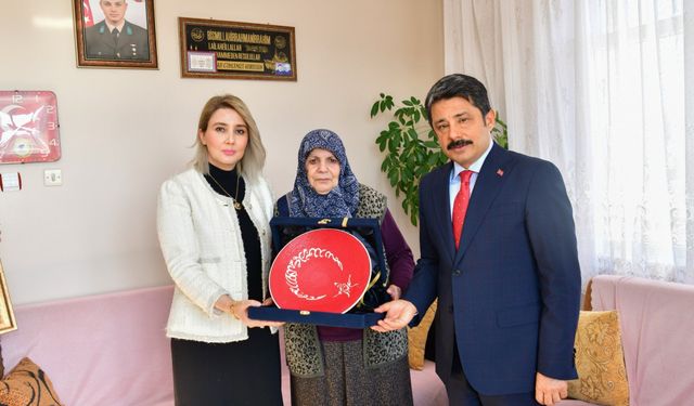 Kırşehir'de şehit ailesine Devlet Övünç Madalyası ve Beratı verildi