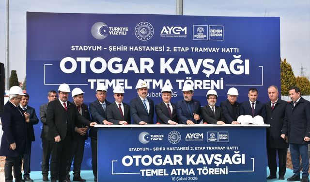 Konya'da Şehir Hastanesi-Stadyum Tramvay Hattı'nın 2. etap Otogar Kavşağı temeli atıldı